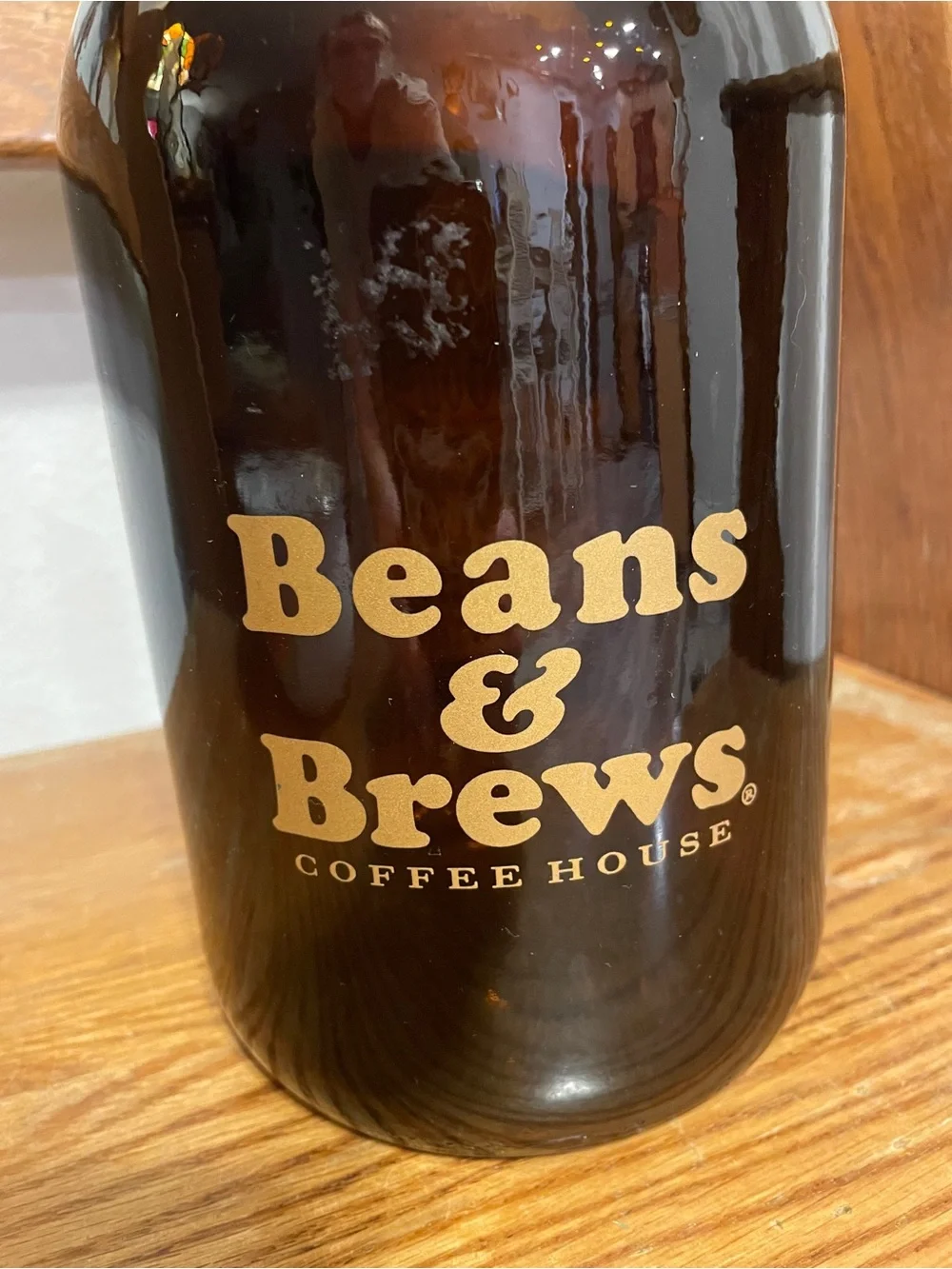 Beans & Brews Coffee House Beer Growler, Amber Glass Vessel. Large 64 oz jug
